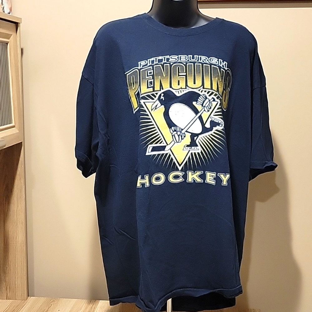 Pittsburgh Penguins Hockey Tee 2 XL